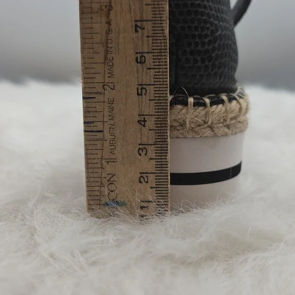 Jennifer Lopez Black Snakeskin Studed Espadrilles Size 7.5 - Picture 10 of 12